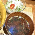 かくしか食堂 - サラダ＆赤出し