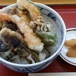Kanazawa Eito Kicchin - 「野菜天丼」（520円）