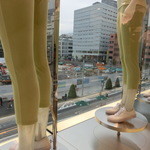 ビヤホールライオン - 右側、ライオンのビルです．．．此処、どこから見ているでしょうか？