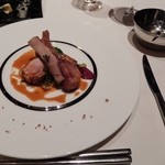 SINC BISTRO - スペイン産乳のみ子豚