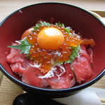 波打ち際の海鮮食堂 すま家 - すま家丼