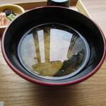 波打ち際の海鮮食堂 すま家 - 味噌汁