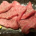 焼肉おくう - 和牛三種盛り。日ごとに違うようです