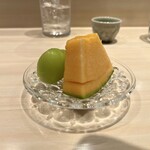 札幌 鮨 よこ田 - 北海道産赤肉メロン