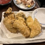 讃岐うどん 蔵之介 - 美味しい牡蠣天＆ズッキーニ天