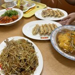 餃子の王将 田上天神店 - 