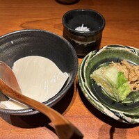 魚匠 銀平 心斎橋店 - お昼のミニ御前(自家製豆腐、白菜の漬け物、釜揚げしらす)