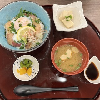 食事処 なんなり_0