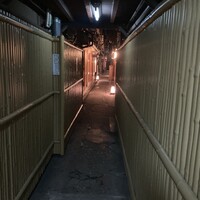 祇園 なん波 - 八坂神社に向かう大通りから入る狭い路地