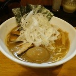 麺や　つとむ - 特製濃厚醤油ラーメン