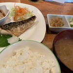 焼魚と家庭料理　つばき食堂 - 