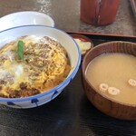 そば処 三喜 - カツ丼　950円