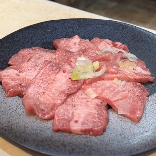 炭焼ホルモン金泉_0