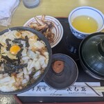 ドライブイン よしだ - 