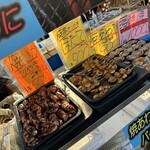 館鼻岸壁朝市 - 