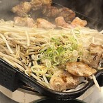 焼肉 ホルモン 坂上 裏なんば - 