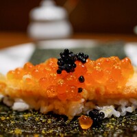 天冨良 ふぐ 銀座 天 - 海苔巻き（イクラ、キャビア、ズワイガニ、からすみ）