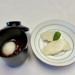 御宿かわせみ - 冷たい白玉ぜんざい・梨。