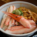 おけしょう鮮魚の海中苑 - カニウニ丼