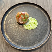 THE HARBOR TERRACE Restaurant - サーモンのタルタル