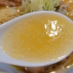 らーめん颯人 - スープ