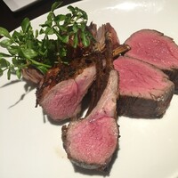 ワカヌイ グリル ダイニング バー 東京 - 熟成肉とラムラック