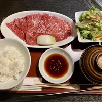 焼肉 しんうち 神楽坂 - 