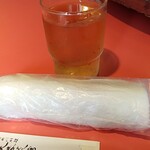 芙蓉菜館 - お茶、おしぼり、箸