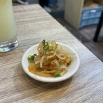 谷中銀座 写楽 - お通し（切り干し大根）