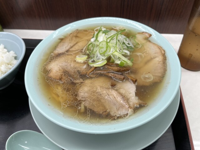新橋ニューともちん 神保町店 中華そば 750円