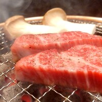 松阪牛炭火焼肉 東海亭 - シャトーブリアン焼いてます