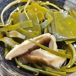 丸亀うどん 大手門 - 佃煮¥0　ほぼ無味にで食べやすい