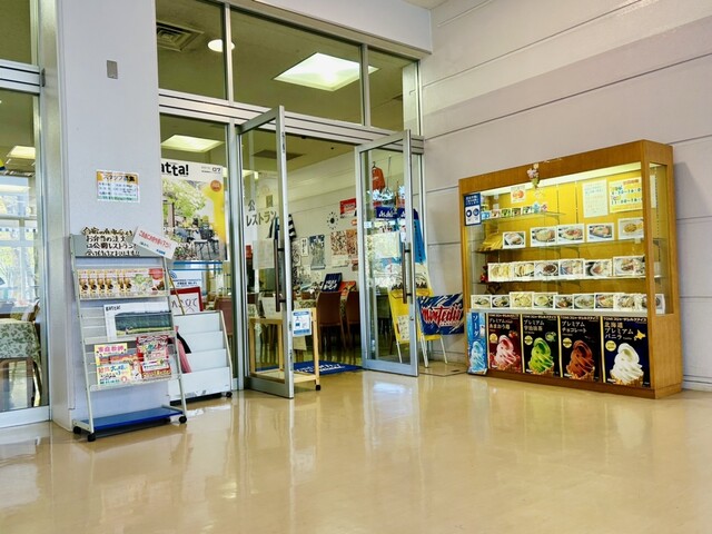 公園レストラン（公園カフェテラス Park Cafe Terrace） - 天童南（食堂）の写真