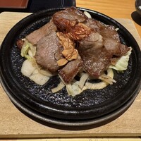 華蓮  大阪心斎橋店 - A5ランク鹿児島黒牛鉄板焼き　アップ