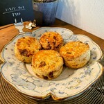 三毛猫とキツツキ - 