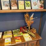 三毛猫とキツツキ - 