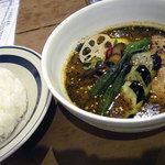 アプランティ - 角煮のスープカレー880円