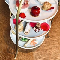 MAIN DINING sereno(THE MARK GRAND HOTEL) - 毎シーズン伺いたくなる、ひとつずつ全て完璧なスイーツ。セイボリーも良い！