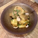 煮込みとお惣菜スタンド ウエトミ - 塩辛じゃがバター