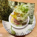 大衆スタンド 神田屋 - とろたくいくらタワー（690円）