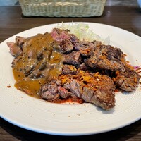 キャトルラパン - ステーキランチ 400g みそソース、毛沢東