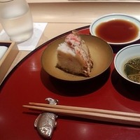 鮨　かねさか パレスホテル東京店 - 毛蟹・・一口食べてしまったけど