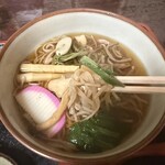 Takeda Soba Furin Chaya - 温かい山菜そば　麺リフト