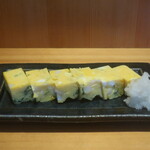 こころや - あみ海老と長芋と三つ葉の卵焼き