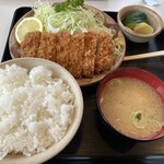 とんかつよしえ - ロースとんかつ定食