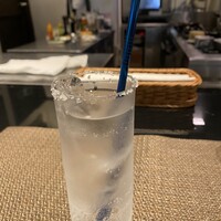 EMPORIO ISHIZAKI - コレが‼️ 塩サイダー   ソルティドッグの様にグラスにクリスマス島のお塩が！ 食欲まします！