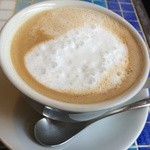 Cafe FLEUR - ちょっとラテアートを期待して頼んじゃったカプチーノ(｡ >艸<)