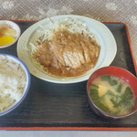 ドライブイン三陸 - 料理写真:生姜焼き定食　