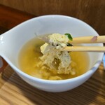 キッチン ブルー グローブ - 卵スープは美味いね