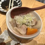 やきとん たまや商店 - もつ煮